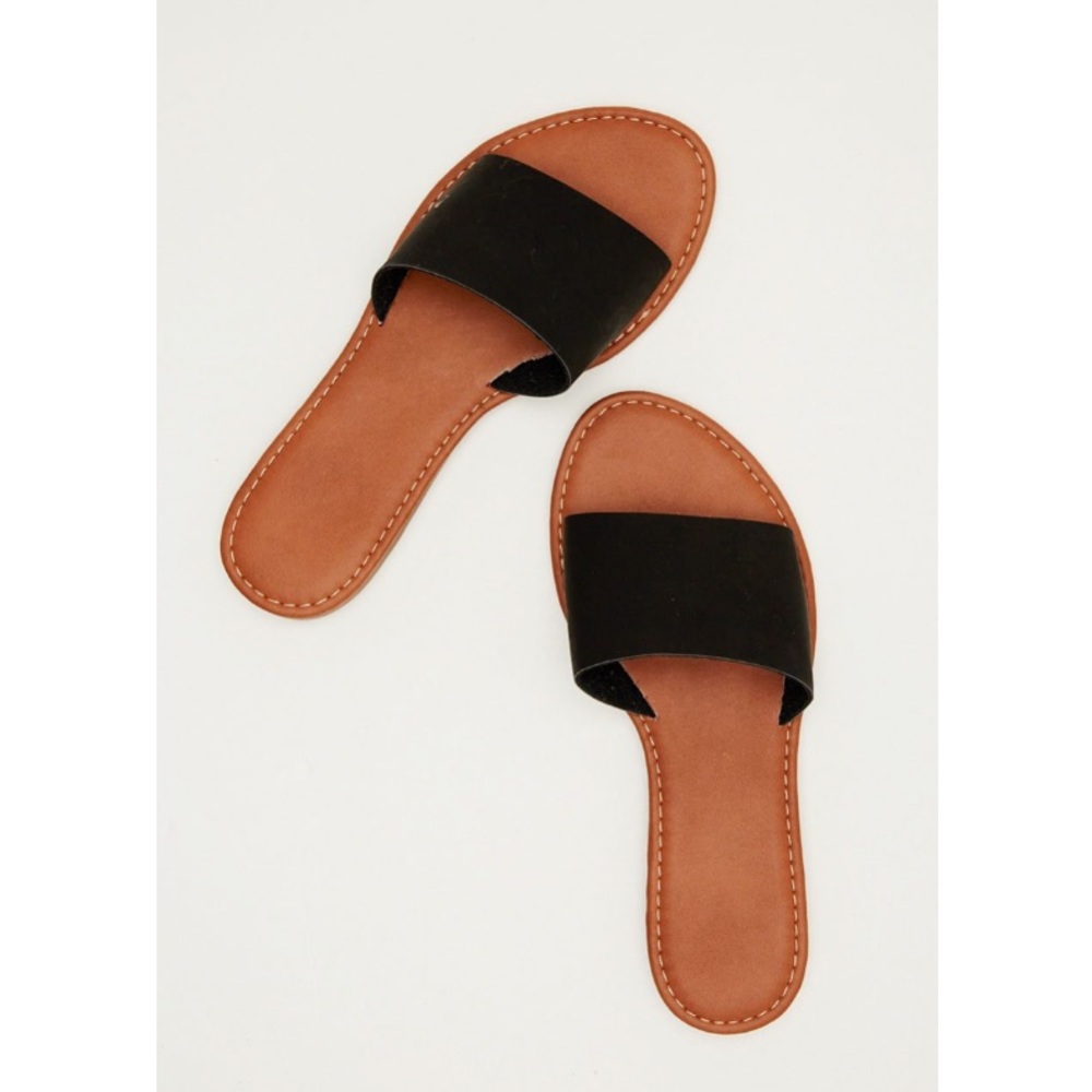 ✨NEW✨ Vegan Leather Slide Sandals - Black
